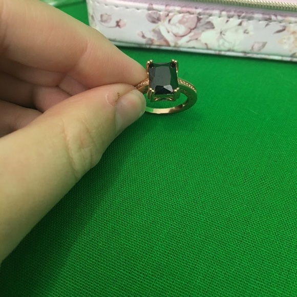 Accent Fashion Rings - Picture 5 of 8